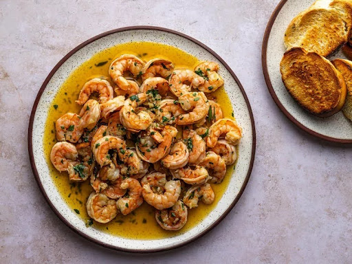 a bowl of food on a plate