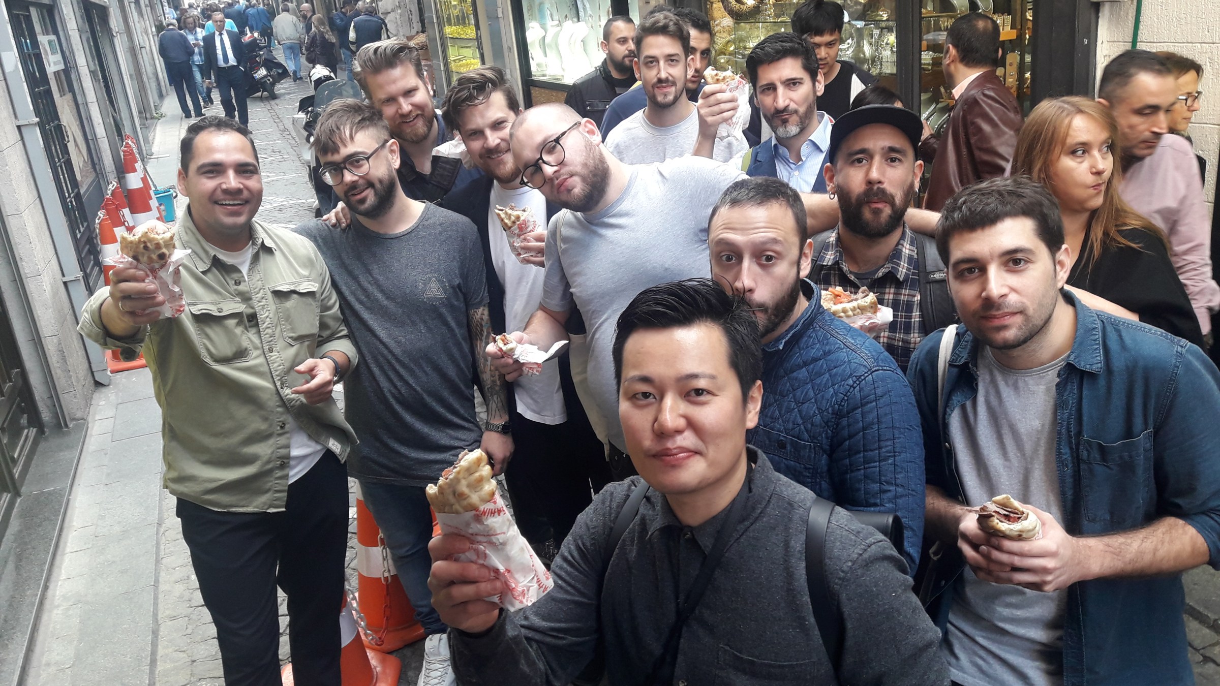 IST chef guests from all around the world enjoying our istanbul tour